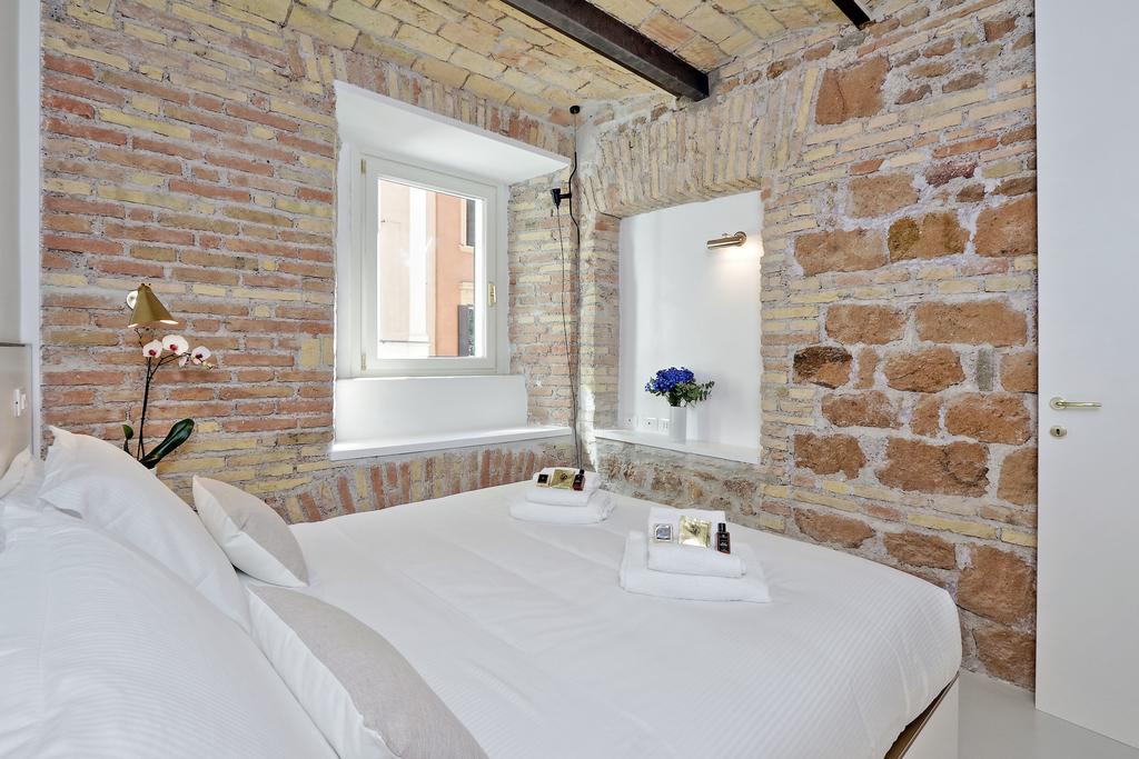 Apartment Ych-laterano Charme Rom